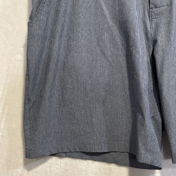 Huk Beacon Men's XXL Blue 9" Inseam Shorts Fishing Stretch Performance Outdoors - Picture 3 of 15